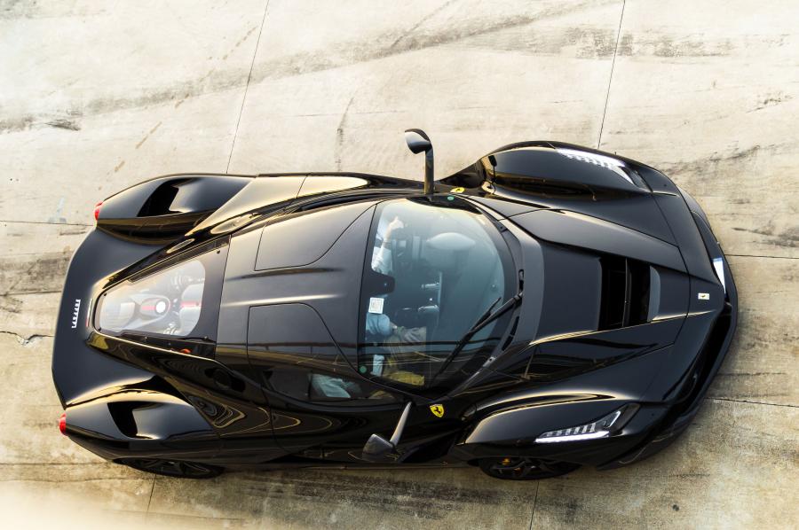  Ferrari LaFerrari 2013 года  (фото 15 из 34)